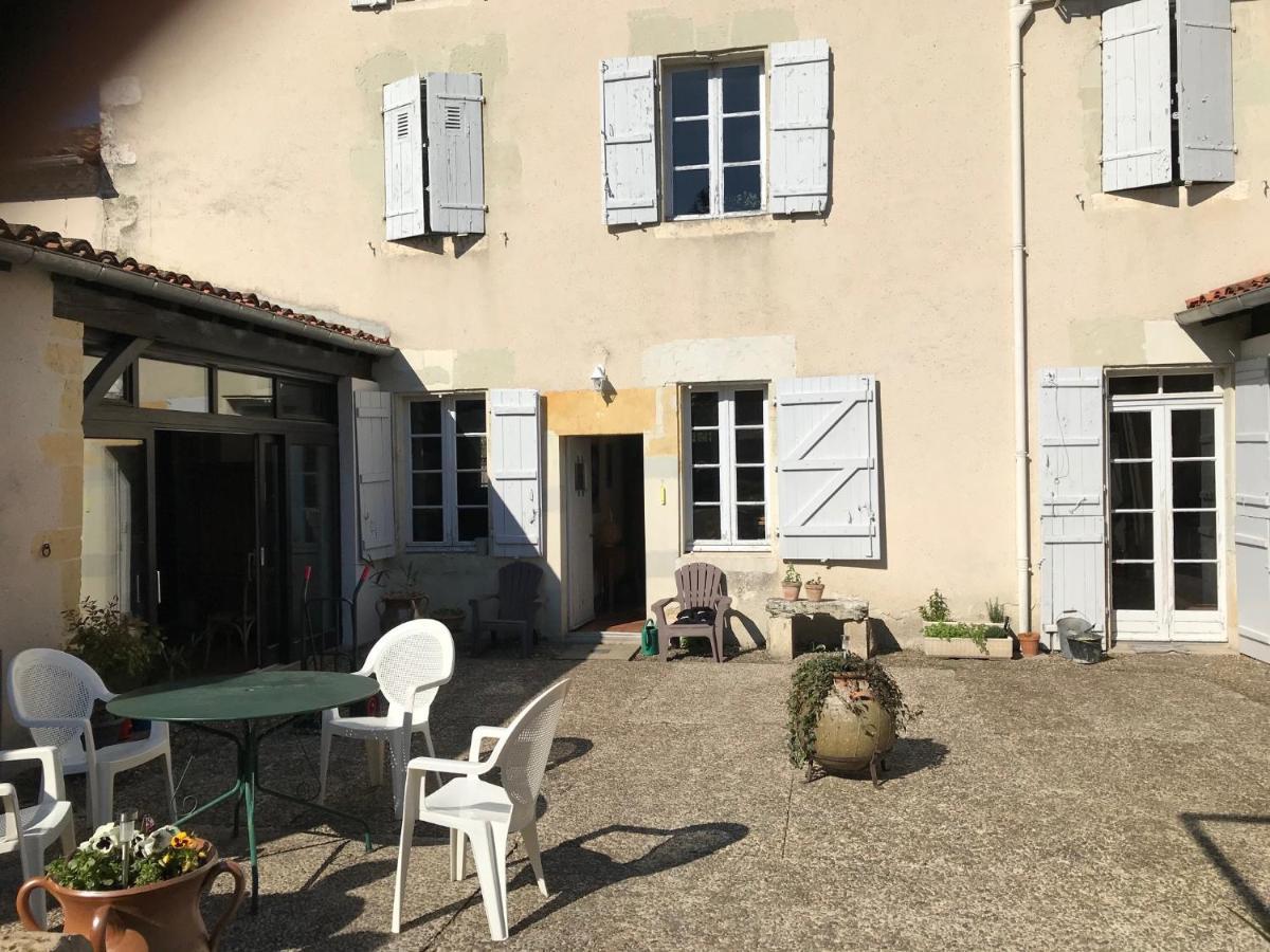 Le Cazalet Bed & Breakfast Saint-Sever  Екстериор снимка